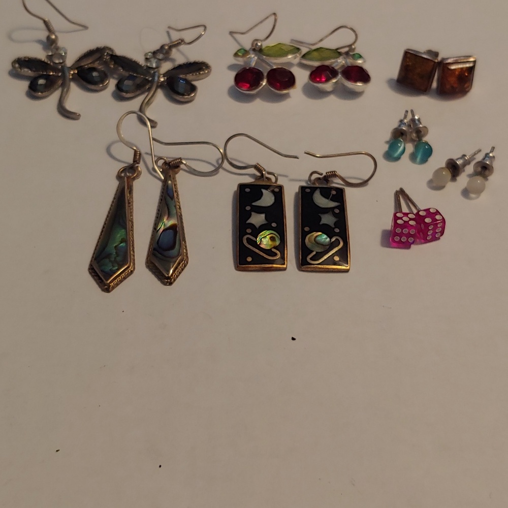 Earrings bundle - Picture 2 of 3